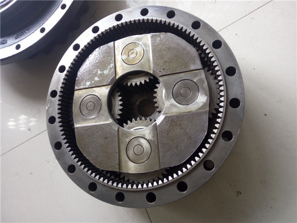 如何解決小松挖掘機(jī)配件的磨損問(wèn)題？