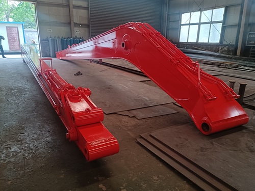 挖掘機(jī)改裝加長(zhǎng)臂