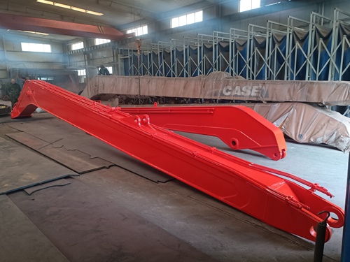 挖掘機(jī)加長(zhǎng)臂改裝