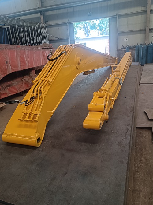 挖掘機(jī)加長臂改裝