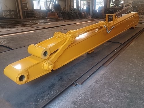 挖掘機(jī)加長臂改裝